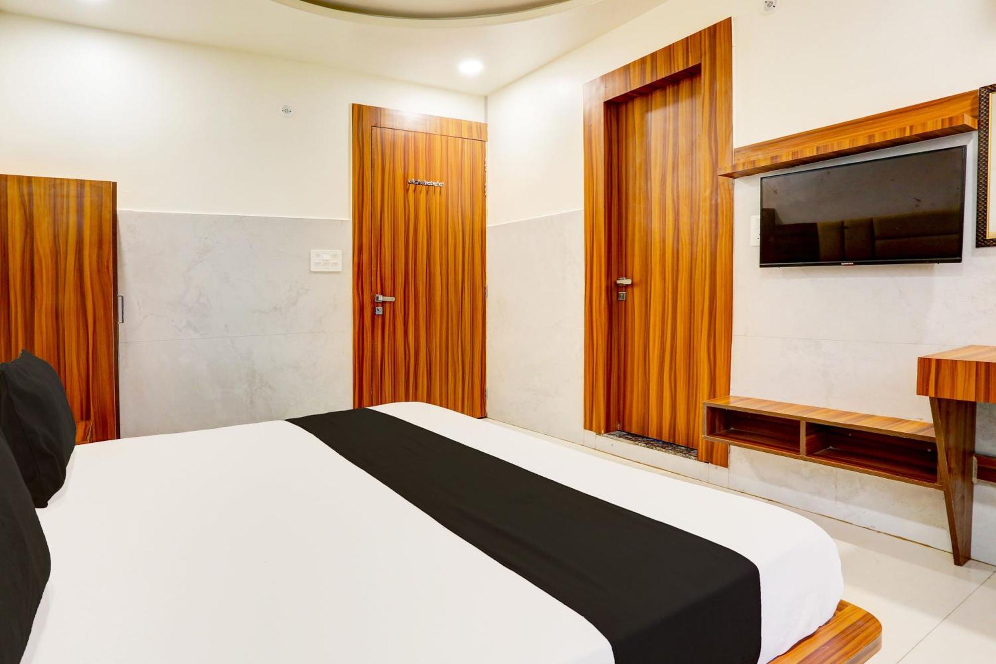 Hotel O Dev Paradise Gokul Ngoại thất bức ảnh